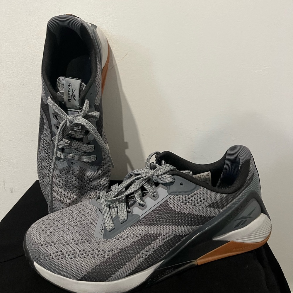 Reebok Sneakers